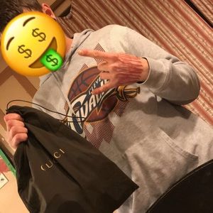 Meet your Posher, Shawn